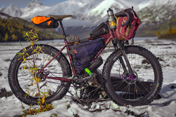 No-Nonsense Rigid Carbon Fatbike Fork